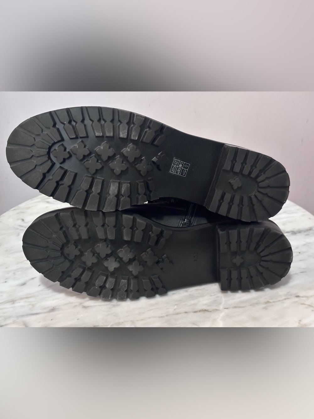 Kate Spade Billie Pearl Combat Boots Black Leather Quilted Studded Size 7.5 - Picture 5 of 7